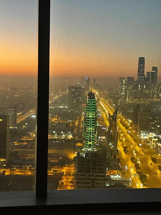 Apartment Skyline View Rafal Tower *
